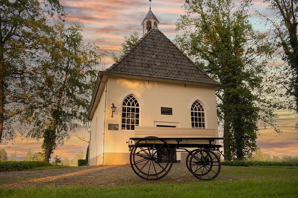 DeUitvaartLoopkoets voor regio Achterhoek en Oost Nederland.